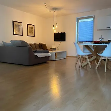 Birnbom Warnemuende Apartment *