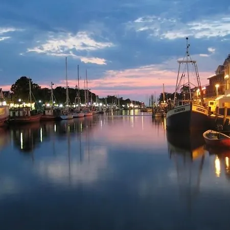 Birnbom Warnemuende Lejlighed