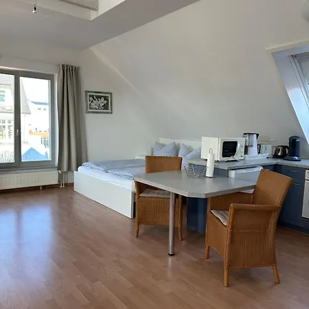Birnbom Warnemuende Appartement *