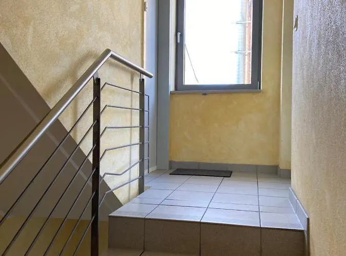 Birnbom Warnemünde * Rostock